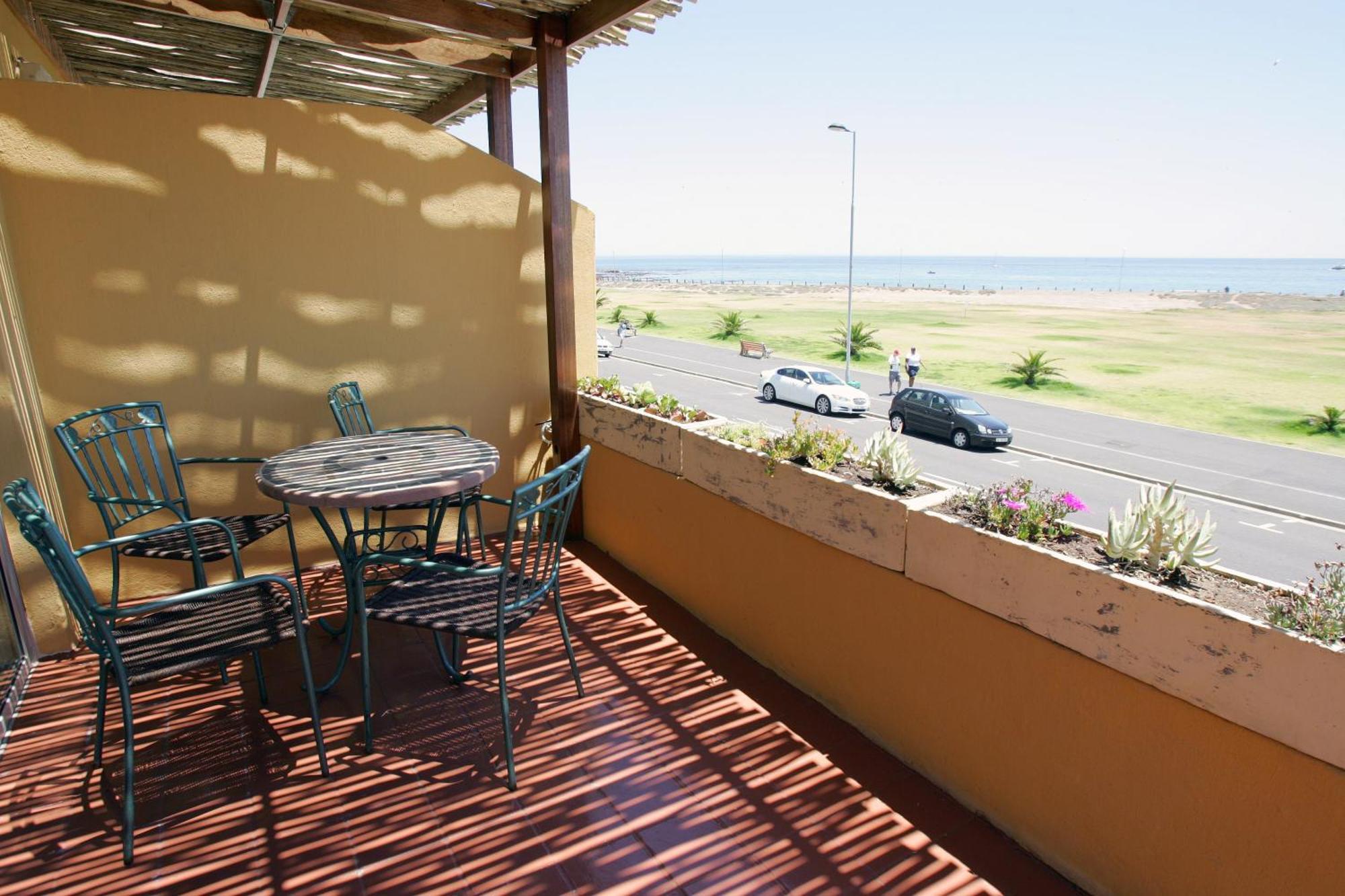 Dolphin Inn Guesthouse Cidade Do Cabo Exterior foto